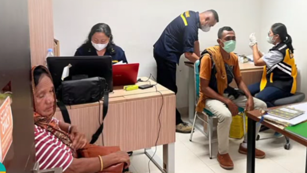 Kegiatan Mobile Vaksinasi Covid 19 di PLBN Mota'ain, Kab. Belu - NTT