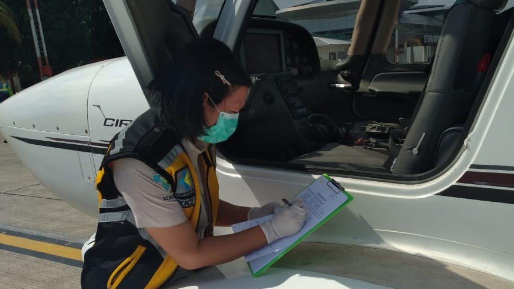 Kegiatan Pengawasan dan Pemeriksaan Pesawat Cirrus SR.20/N96706 dari Darwin, Australia