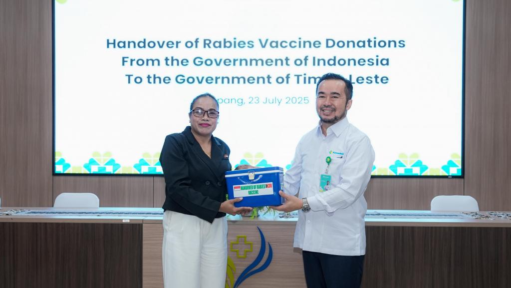 Serah Terima Vaksin Rabies dari Pemerintah Indonesia kepada Pemerintah Timor-Leste