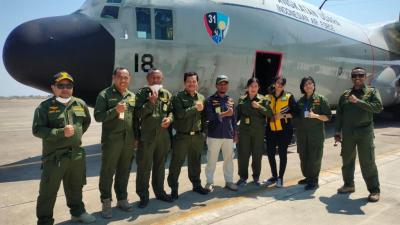 Mengikuti kegiatan Air Manuver Exercise (AMX) Latihan Multinational Pitch Black TA 2022 di Apron LANUD El Tari Kupang selaku tim kesehatan