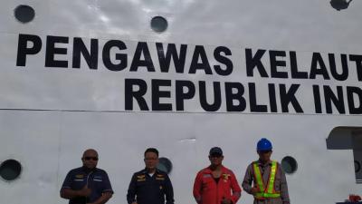 Pengawasan Fumigasi Kapal KP. ORCA 02 di Pelabuhan Perikanan Tenau Kupang