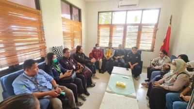 Pendampingan pada Tim Surveilans dan Karantina Kesehatan Kemenkes RI