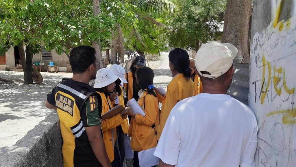 Pendampingan Mahasiswa Magang FKM Undana dalam Kegiatan Survey Vektor pada Wilayah Kerja Pelabuhan Laut Tenau