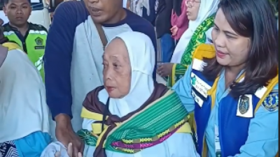 Lepas Keberangkatan Kloter 80 dan 81, BKK Kelas I Kupang Kawal Kesehatan Jemaah Haji di Bandara El Tari